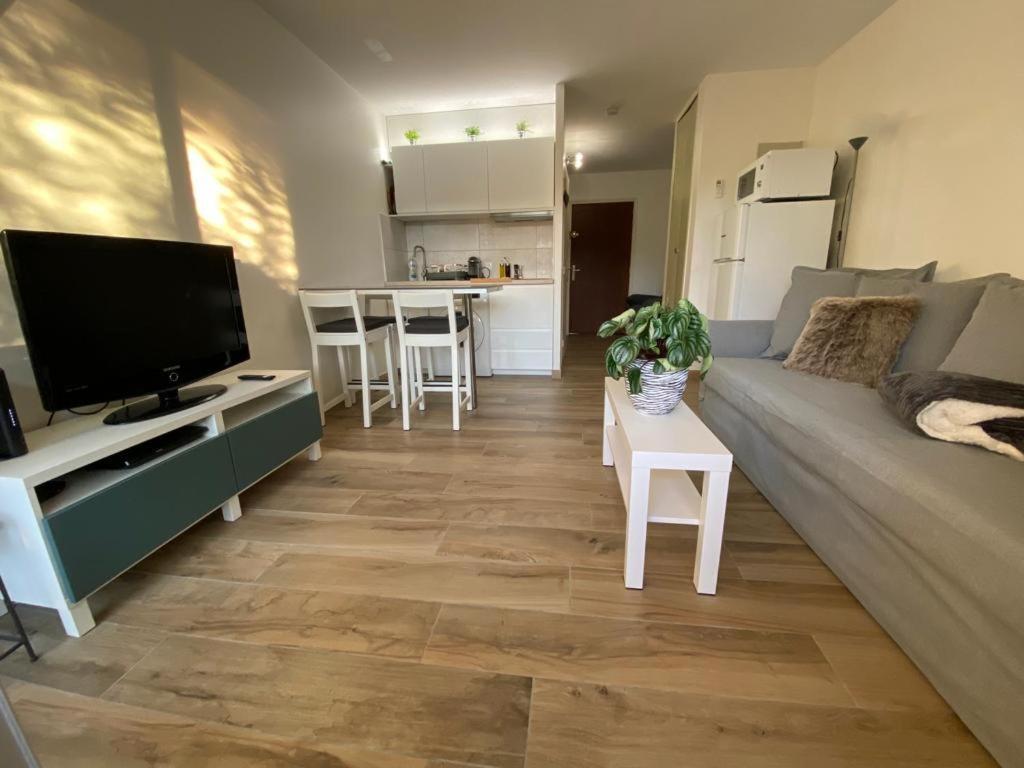 Proche Centre Sanary Studio Climatise 4 Personnes Exterior foto